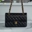샤넬 클래식 스몰 블랙 금장 램스킨