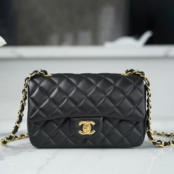 샤넬 클래식 미니 블랙 금장 램스킨