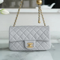 샤넬 클래식 골드볼 플랩백 미니 그레이