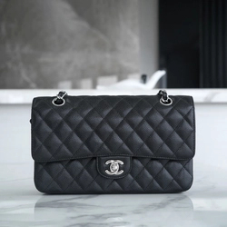 샤넬 클래식 미디엄 블랙 은장 캐비어