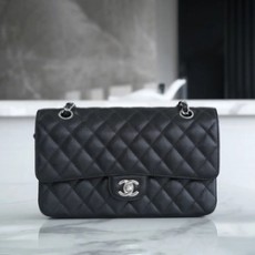샤넬 클래식 미디엄 블랙 은장 캐비어