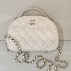 샤넬 25C 볼링백 크루즈 하프문 탑핸들 AP4438