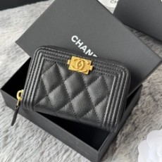 샤넬 보이 캐비어 금장 카드지갑 A80602