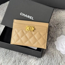 샤넬 보이 캐비어 카드슬롯 지갑