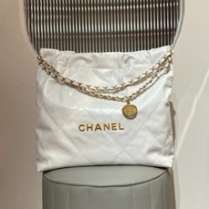 샤넬 22백 미디움 화이트 금장