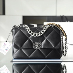 샤넬 19백 라지 램스킨 블랙 실버