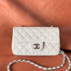 샤넬 클래식 미니 캐비어 화이트 실버