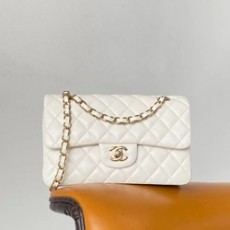 샤넬 클래식 스몰 캐비어 화이트 골드