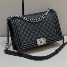 샤넬 보이백 라지 캐비어 블랙 빈티지 실버