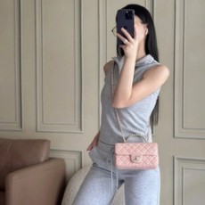 샤넬 핸들 장식 미니 플랩 백 AS4924