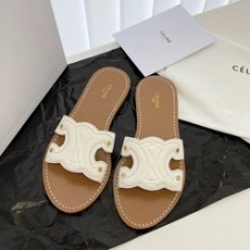 셀린느 트리옹프 뮬