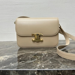 셀린느 클래식 카프스킨 트리옹프백