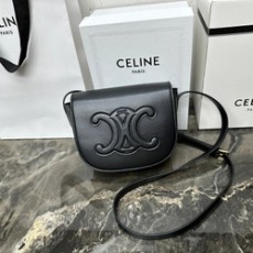 셀린느 퀴르 트리옹프 폴코 198263