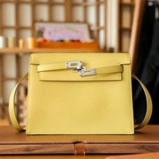 에르메스 켈리 단스 22 에버컬러 옐로우 팔라듐 하드웨어 (100% HAND MADE)