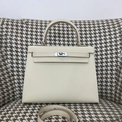 에르메스 켈리 25 셀리에 밀크 쉐이크 화이트 실버 하드웨어 (100% HAND MADE)