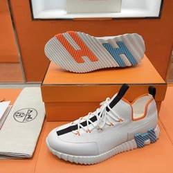 에르메스 리프트 슬립 온 스니커즈