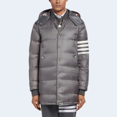 톰브라운 미디엄 매트 나일론 다운 코트