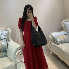 프라다 클레오 레더 숄더백 블랙