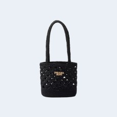 프라다 크로셰 토트백 블랙