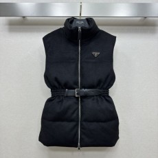 프라다 25FW 플란넬 다운 베스트 (최신상)