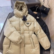 프라다 25FW 리나일론 다운 재킷 베이지(최신상)