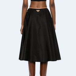 프라다 리나일론 미디 스커트