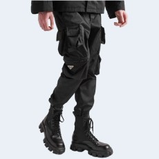 프라다 리나일론 포켓 엠벨리시드 팬츠