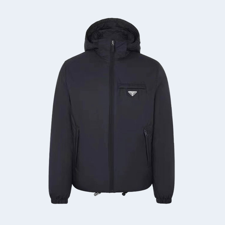 프라다 리나일론 푸퍼 자켓 블랙