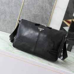 프라다 크로스백 숄더백 블랙