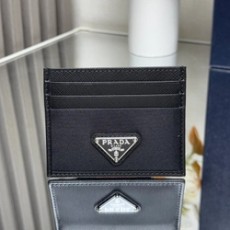 프라다 사피아노 리나일론 카드지갑