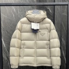 프라다 남성용 다운 패딩