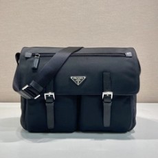 프라다 리나일론 크로스 1BD698