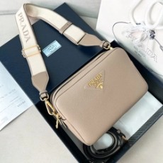 프라다 25SS 레더 숄더 1BH082