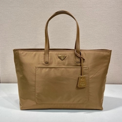 프라다 리에디션 1978 라지 리나일론 1BG527