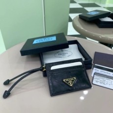 프라다 레더 카드지갑 1MC025