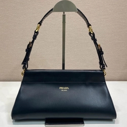 프라다 25FW 숄더 1BC262