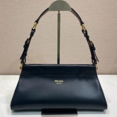 프라다 25FW 숄더 1BC262