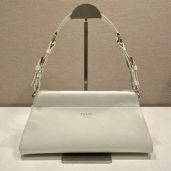 프라다 25FW 숄더 1BC262