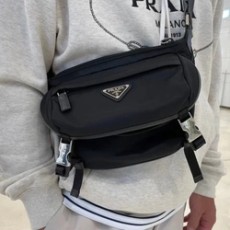 프라다 리나일론 사피아노 숄더백 바이커백 2VH171